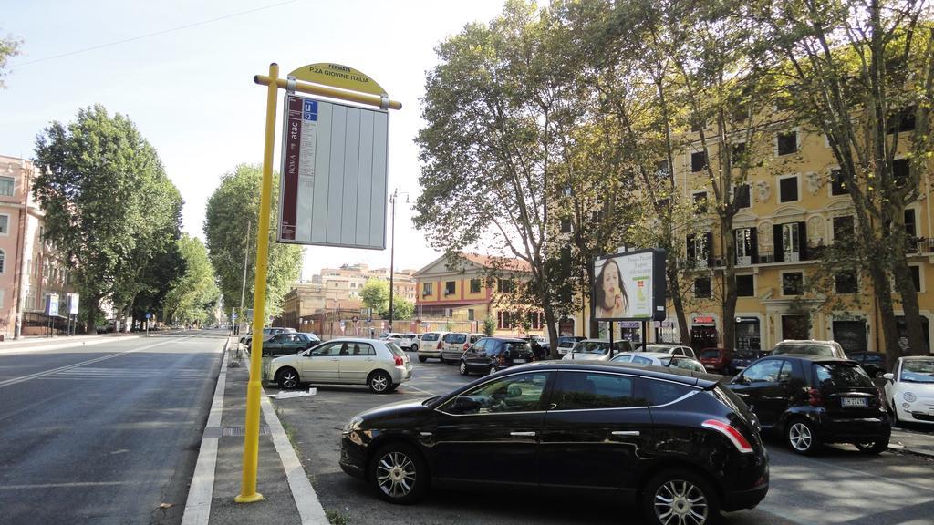 B&B Giovine Italia Roma Exterior foto